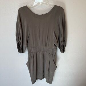 OLIVE OLIVIA Dress